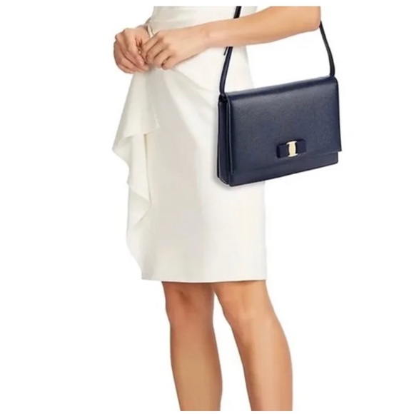 Salvatore Ferragamo Ginny Oscore Black leather bag, NWT - Picture 2 of 10